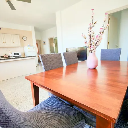 Hoya Del Pino * Arafo