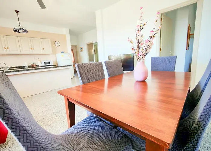 Hoya Del Pino * Arafo